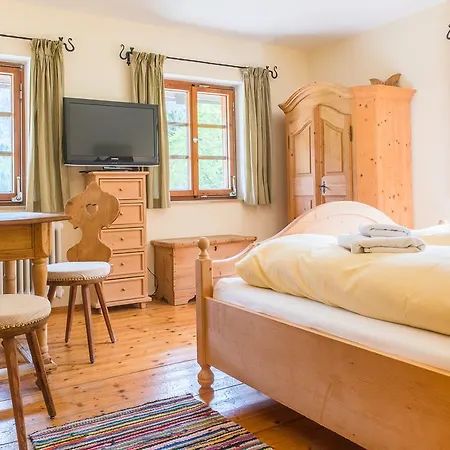 Szálloda Berggasthof Butzn Wirt 2*