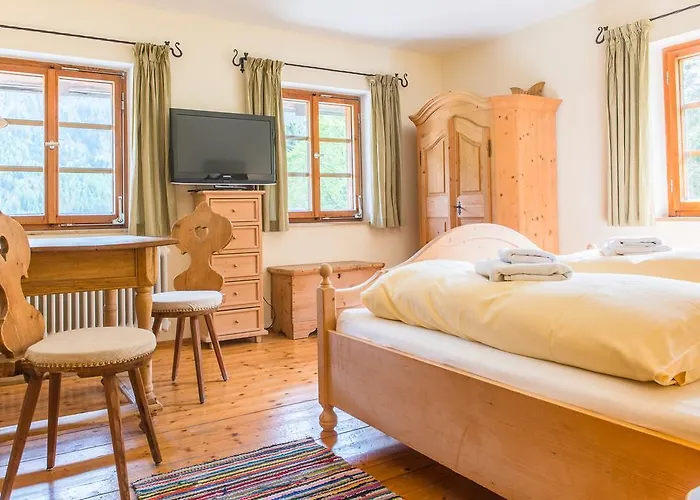 Hotel Berggasthof Butzn Wirt 2*