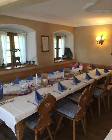 Hotel Berggasthof Butzn Wirt 2*